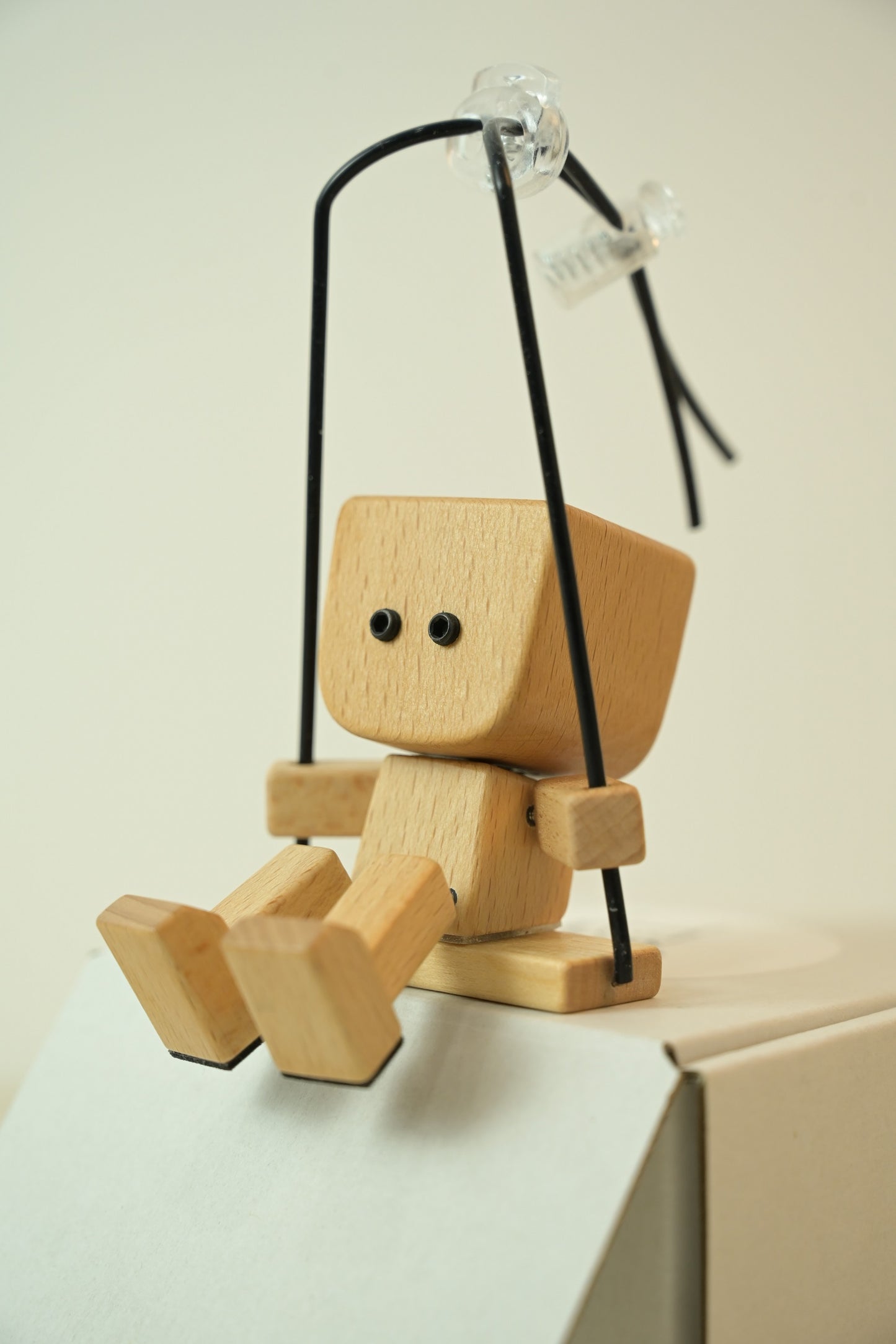 Shaking Feet Wooden Doll——Swinging Puppet (Diffuser)